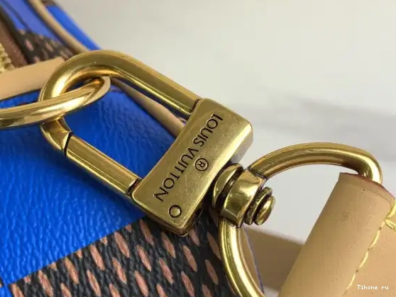 Affordable VUITTON Messenger-24*24*8CM LOUIS Chess 0509